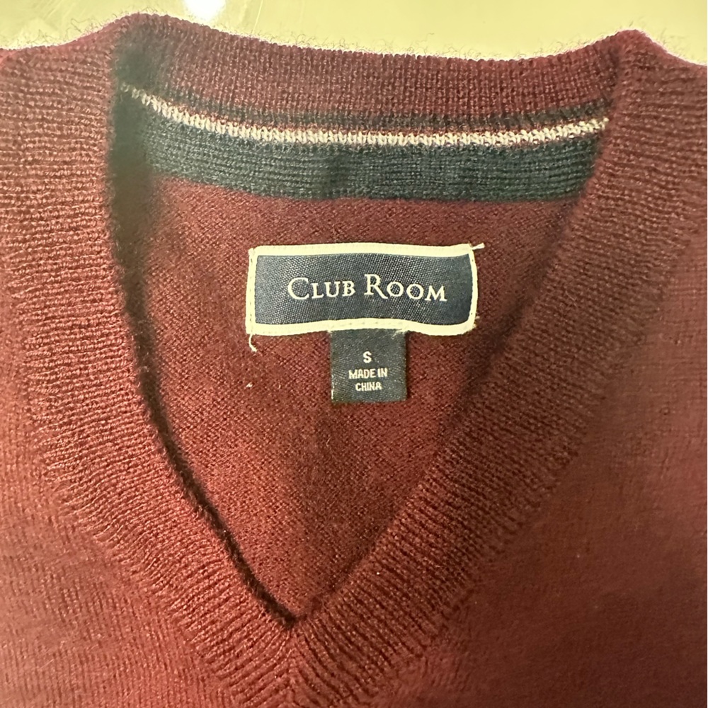 Skywalker Ranch exclusive sweater in Burgundy - Picture 4 of 6